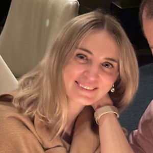 Meet your Posher, Elena